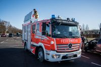 An der Kreuzung Gottlieb-Daimler-Straße/Calwer Straße in Sindelfingen fuhr ein Mercedes auf einen Peugeot auf.