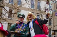 Hexen, Bären, Funkenmariechen: Beim Böblinger Rosenmontagsumzug haben Tausende gefeiert