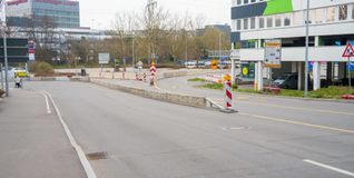 Im Bereich des Lofts gilt nun eine abknickende Vorfahrt.