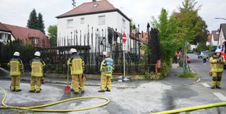 Von der Hecke war nach dem Brand nichts mehr übrig.