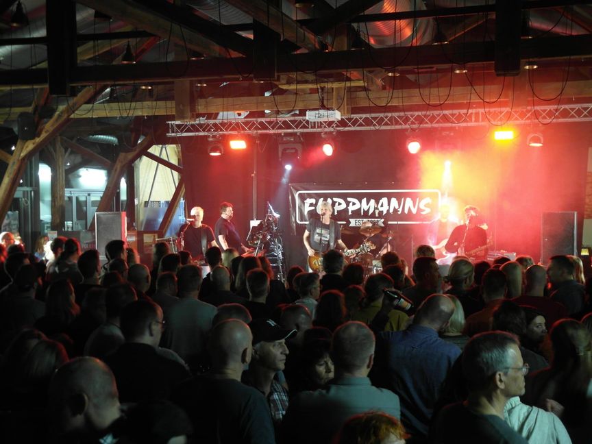 Flippmans rocken im Brauhaus.