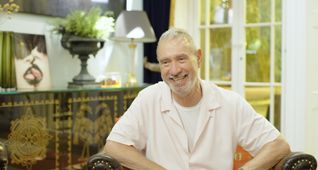 Roland Emmerich im Interview für die Arte-Dokumentation „Weltenzerstörer, Weltenerbauer“.