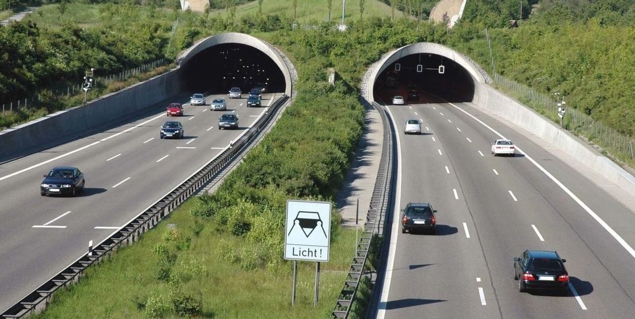 In einer der Röhren des Engelbergtunnels hat es gebrannt.