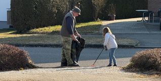 Klein und Groß beteiligten sich an der Putzete im Landkreis Böblingen. Bild: z
