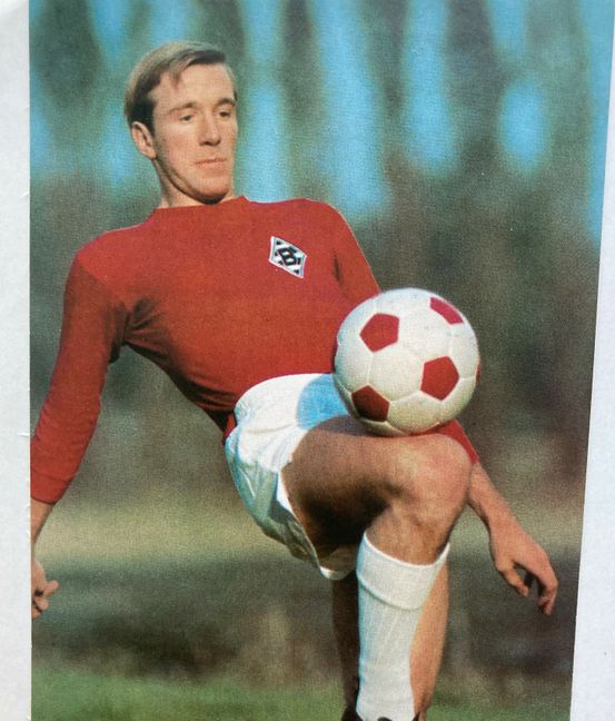 Das Foto ist aus Hansjörg Jungs Aral-Sammelbum zur WM 1966. 1972 sammelte er nicht mehr.