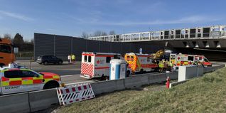 Die Rettungs- und Sicherheitskräfte hatten alle Hände voll zu tun.