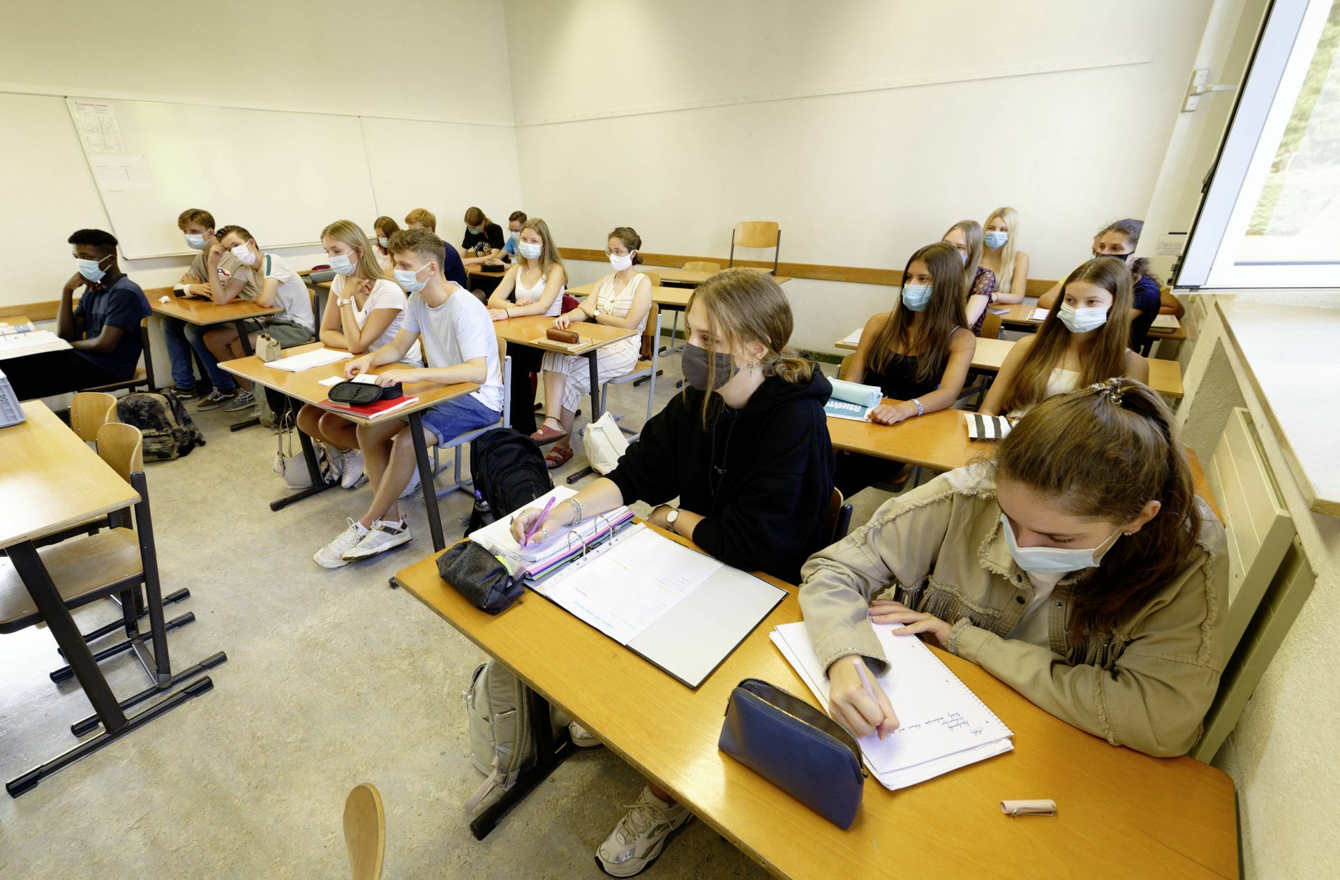 Schüler in Baden-Württemberg sollen sich auch in der Schule mehr mit dem Klima beschäftigen.