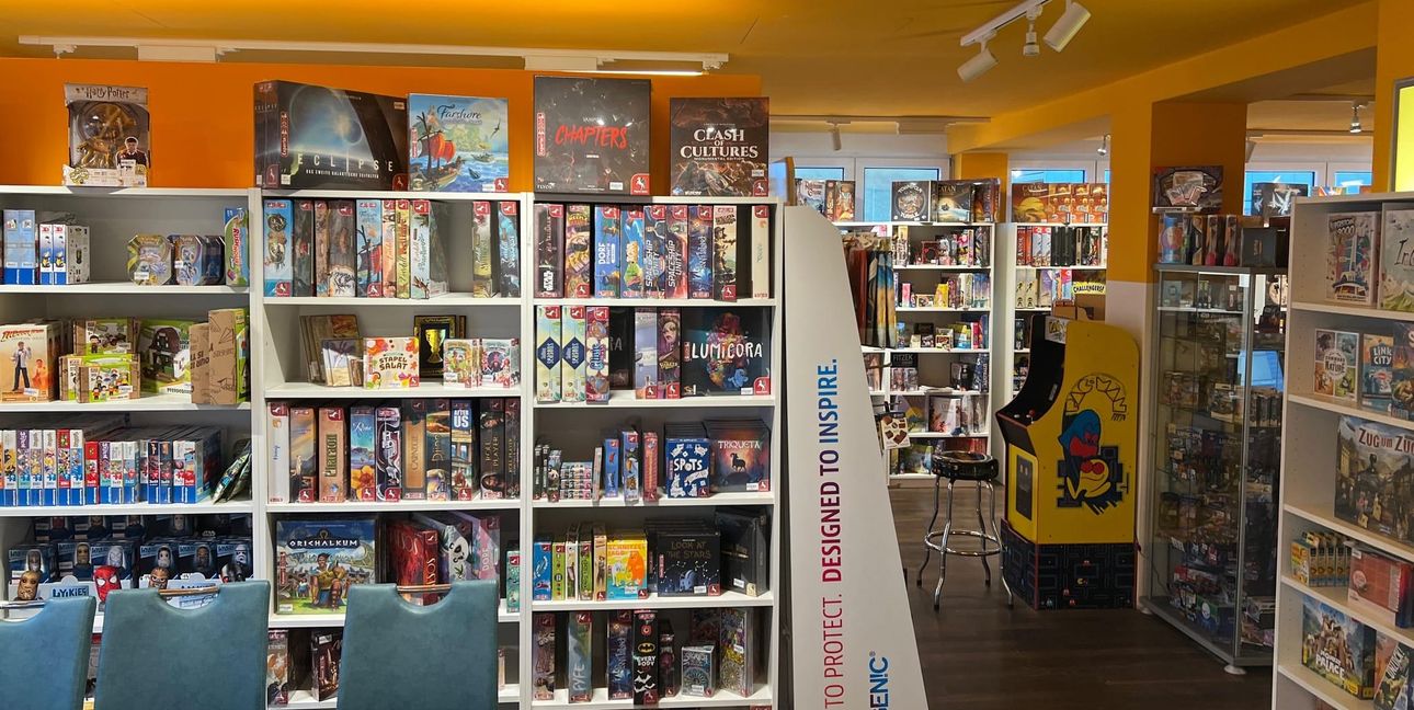 Im Laden „Spieletastisch“ in Schönaich können Spiele vor Ort getestet werden.