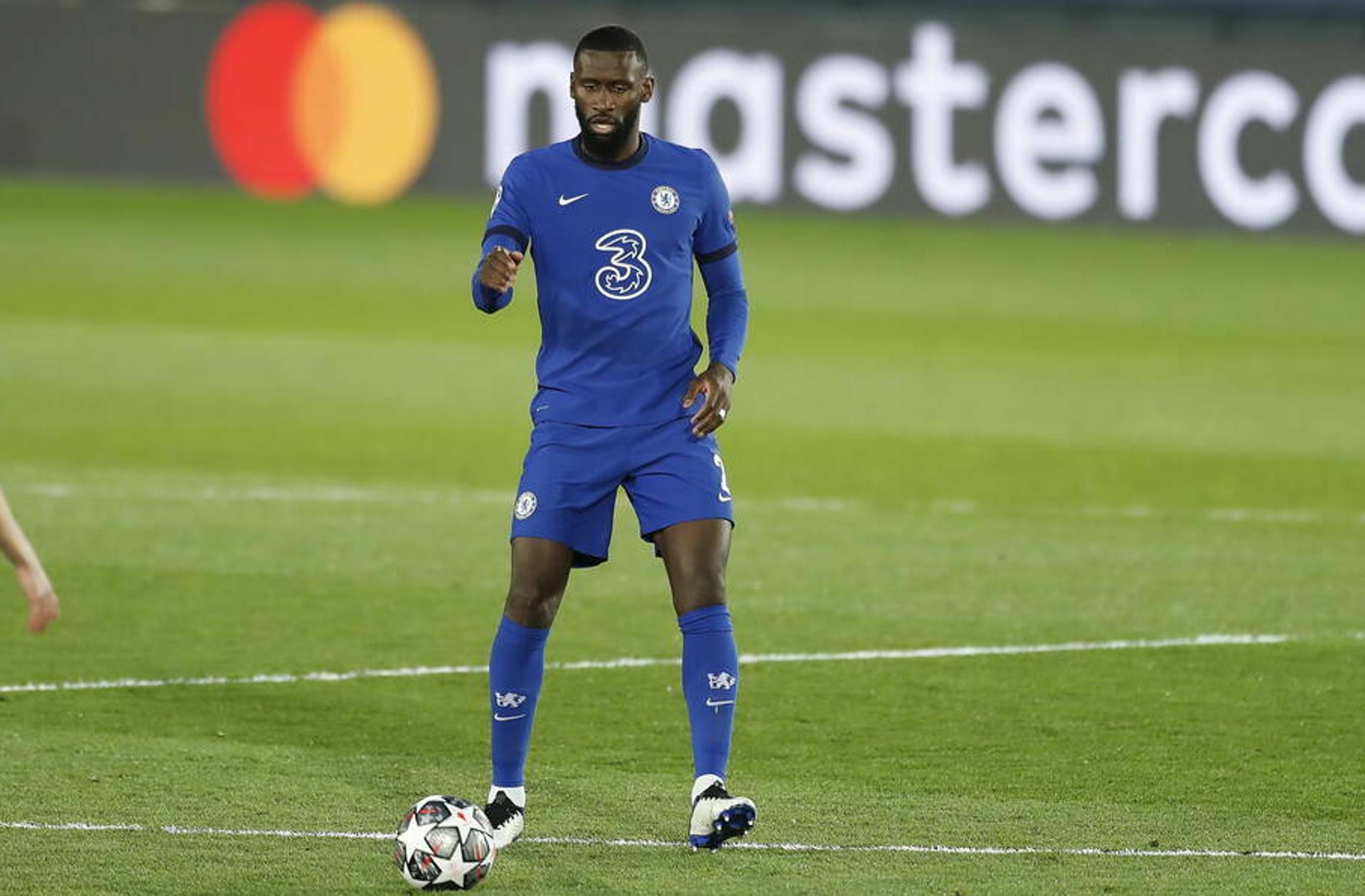 Wie Timo Werner hat auch der ehemalige VfB-Verteidiger Antonio Rüdiger mit dem FC Chelsea die Chance, am 29. Mai im Atatürk-Stadion von Istanbul gegen ManCity die Champions League zu gewinnen. Foto: Imago