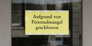 Ohne Mitarbeiter geht es nicht. Wo setzt die Politik den Hebel an?