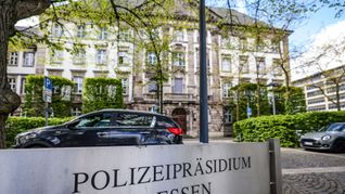 Im Keller des Polizeipräsidiums Essen lagerten bislang unbekannte Akten zur Entführung des Aldi-Gründers Theo Albrecht. (Archivbild)