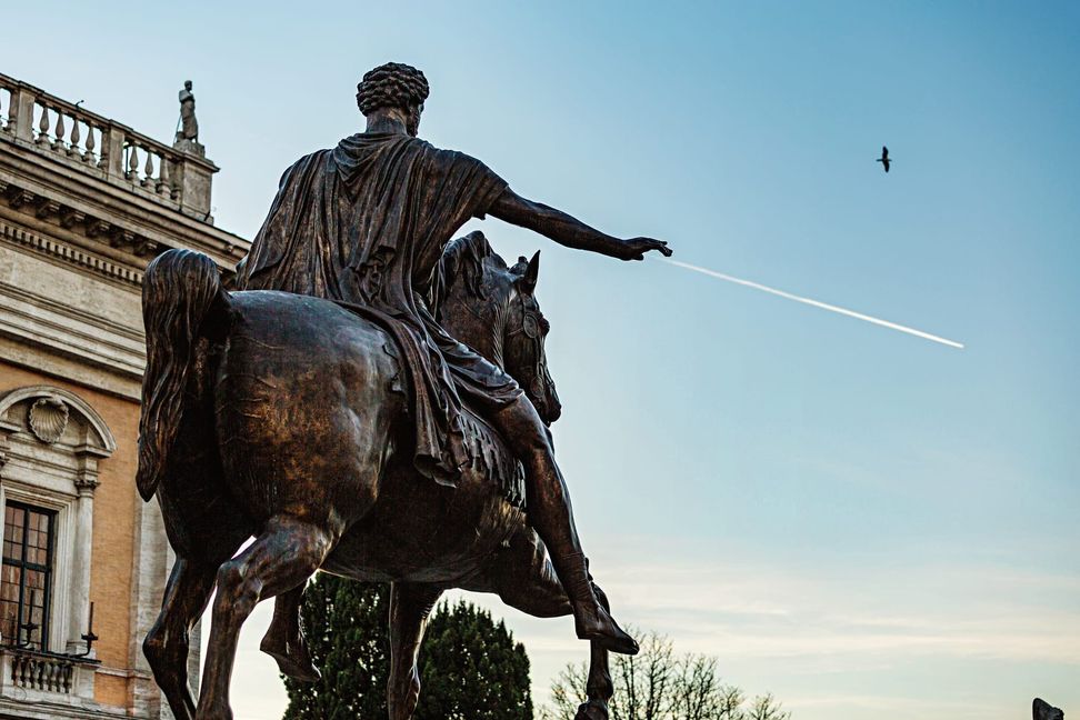 Zauberei? Die Statue des Marcus Aurelius aus ungewöhnlicher Perspektive.