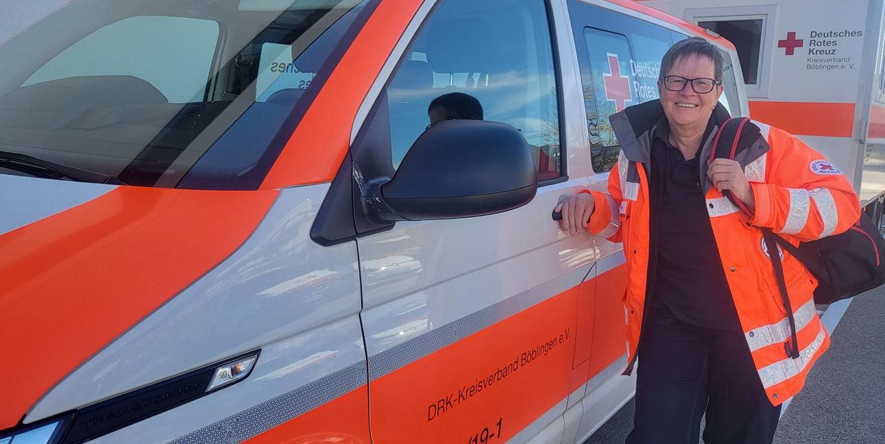 Monika Friedrich erlebt als Ehrenamtliche der psychosozialen Notfallversorgung immer wieder Situationen, in denen Menschen plötzlich mit einem Todesfall konfrontiert werden.