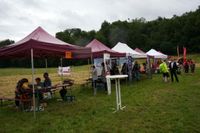 Blaulichtparty und Gottesdienst - auch der Rettungshubschrauber Christoph 41 aus Leonberg schaute zwischen Einsätzen vorbei.