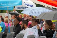 Blaulichtparty und Gottesdienst - auch der Rettungshubschrauber Christoph 41 aus Leonberg schaute zwischen Einsätzen vorbei.