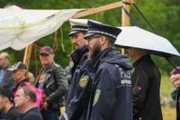 Blaulichtparty und Gottesdienst - auch der Rettungshubschrauber Christoph 41 aus Leonberg schaute zwischen Einsätzen vorbei.