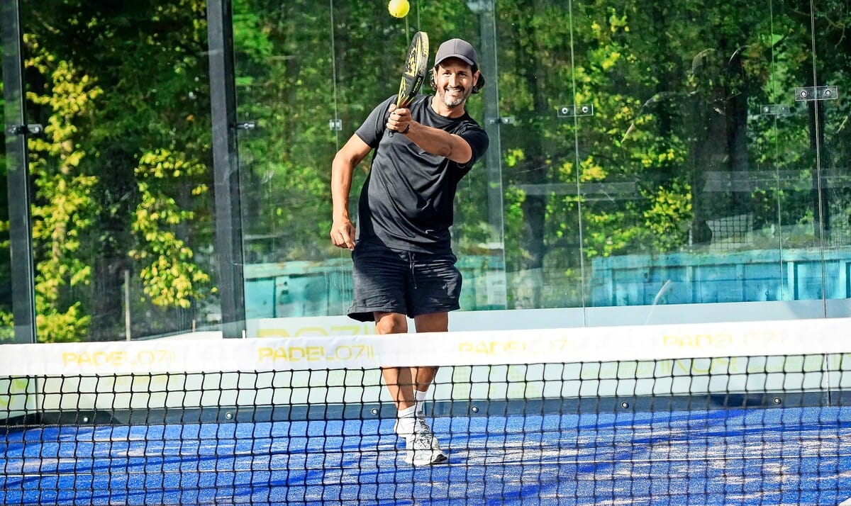 Gastronom Fabrizio Zullo eröffnet ein Padel-Court auf dem Schnarrenberg.