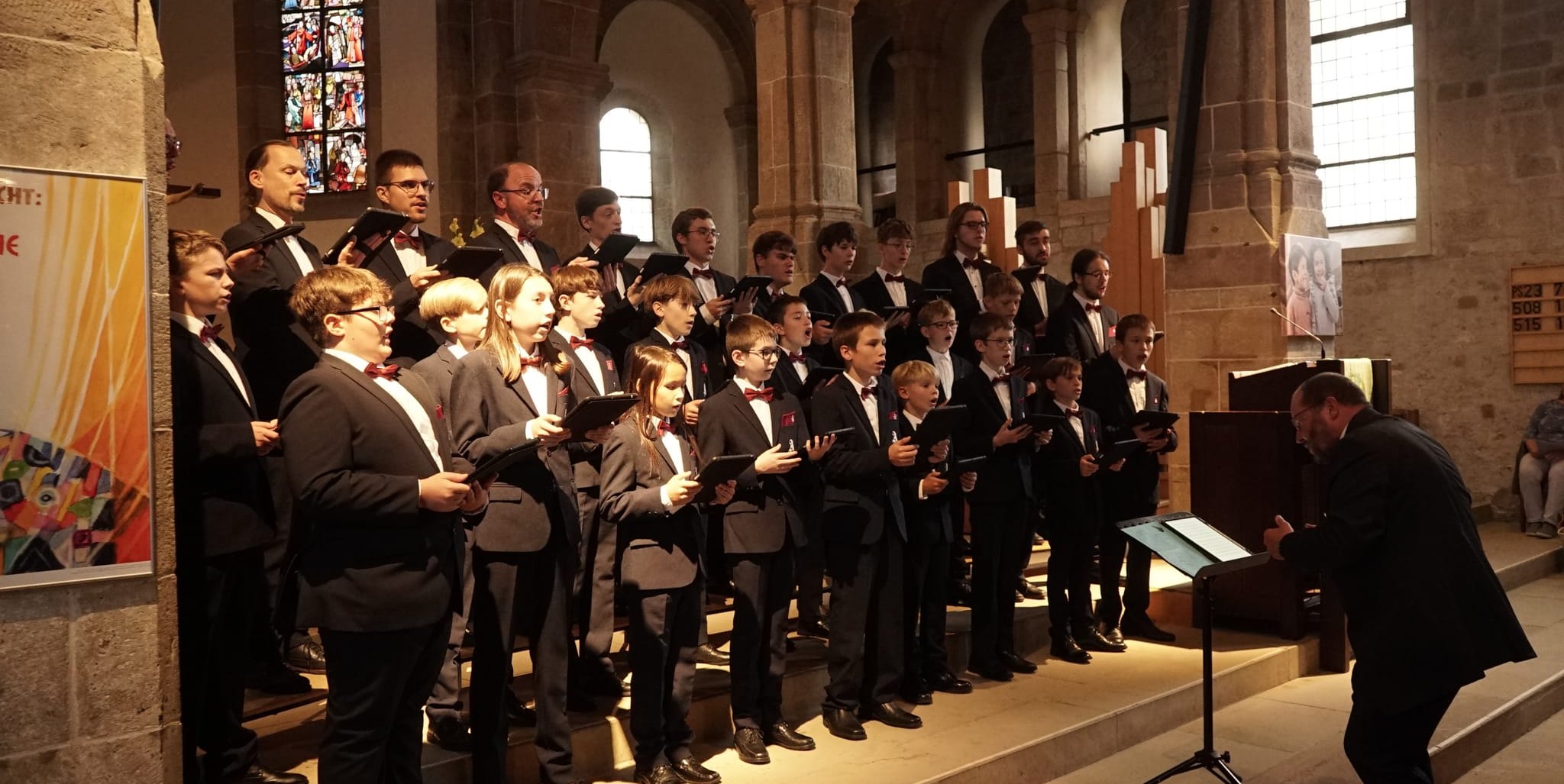 Die Aurelius Sängerknaben Calw unter Leitung von Andreas Kramer sangen zum Abschluss der 35. Orgelreihe in der Martinskirche.
