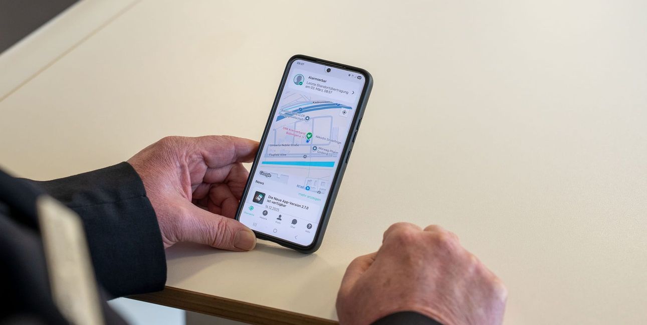 Passt auf jedes Smartphone: die „Corhelper“-App.