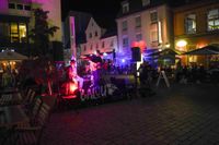 Prima Stimmung und Lichterzauber beim Sindelfinger Feuerabend.