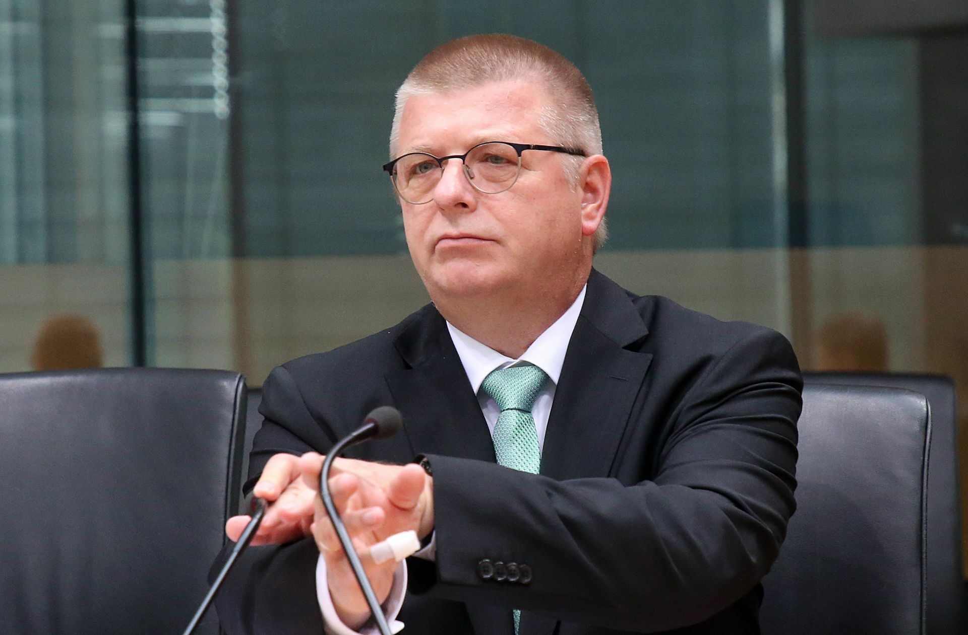 Die Gefahr islamistischer Anschläge in Deutschland sei hoch, sagt Verfassungsschutzpräsident Thomas Haldenwang.