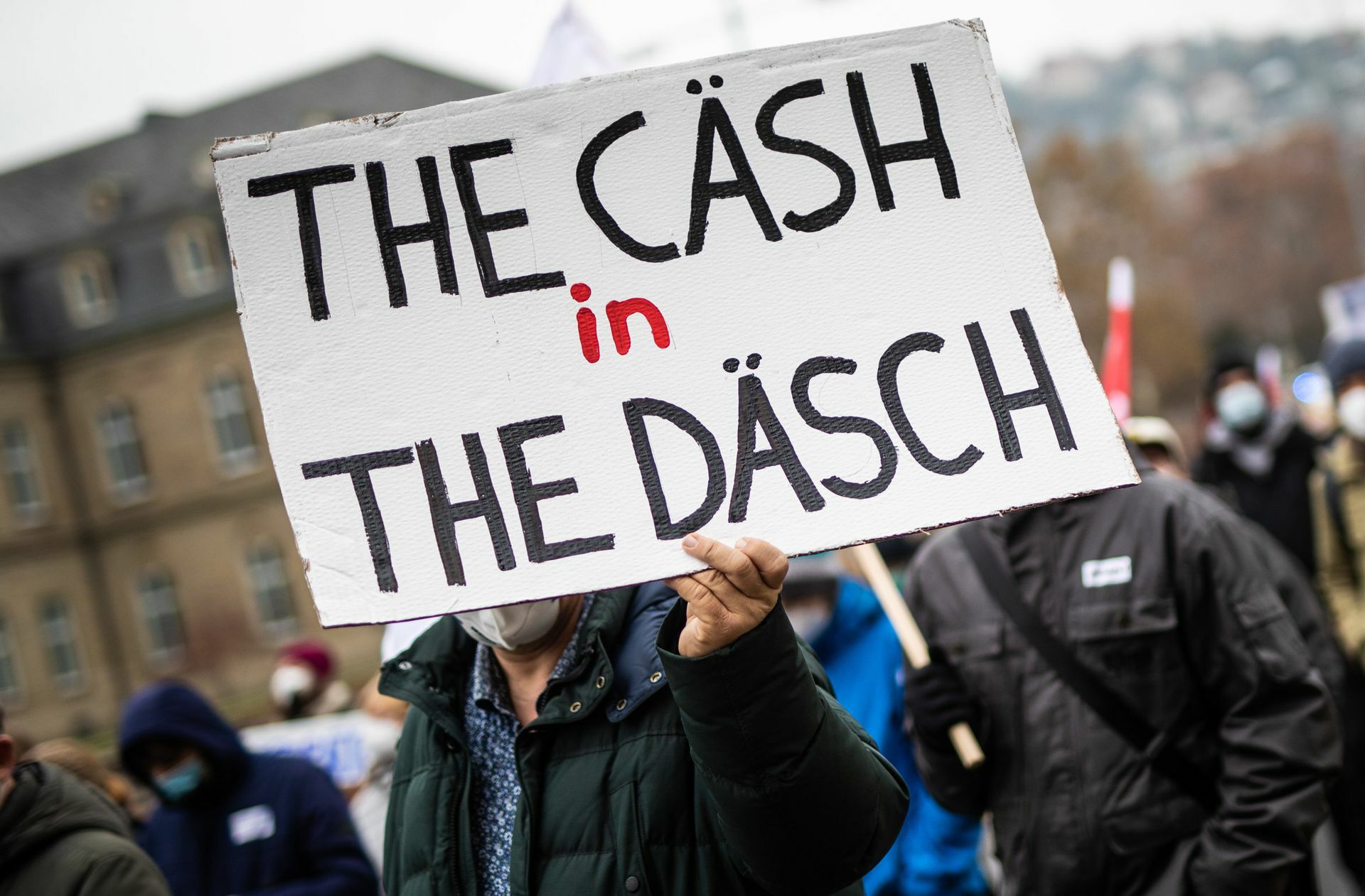 Die Gewerkschaften kämpfen darum, dass möglichst viel Kaufkraft bei hoher Inflation erhalten bleibt.