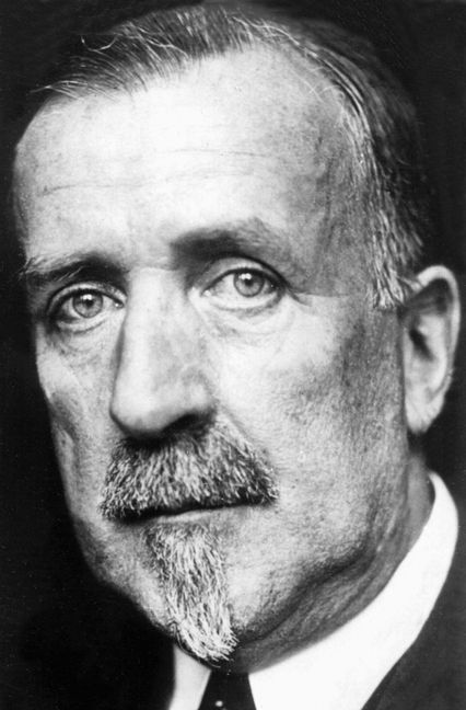 Der deutsche Schriftsteller Heinrich Mann, am 27. März 1871 in Lübeck geboren, starb am  11. März 1950 in Santa Monica, Kalifornien (USA). Der  ist der ältere Bruder von Thomas Mann, dessen Popularität seit den 1920er Jahren weiter zunahm und Heinrichs frühere Erfolge noch heute überstrahlt. Die Lektüre beider Autoren ist indes absolut empfehlenswert. Foto: dpa