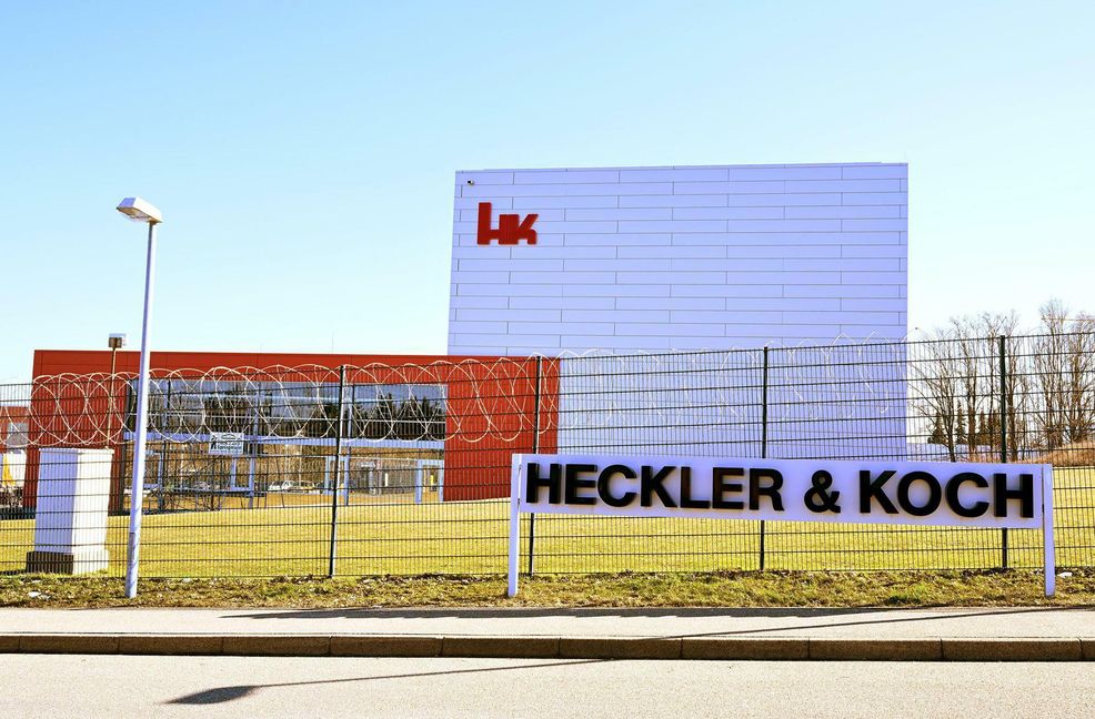 Versetzungen beim Waffenhersteller Heckler & Koch in Oberndorf werfen Fragen auf.