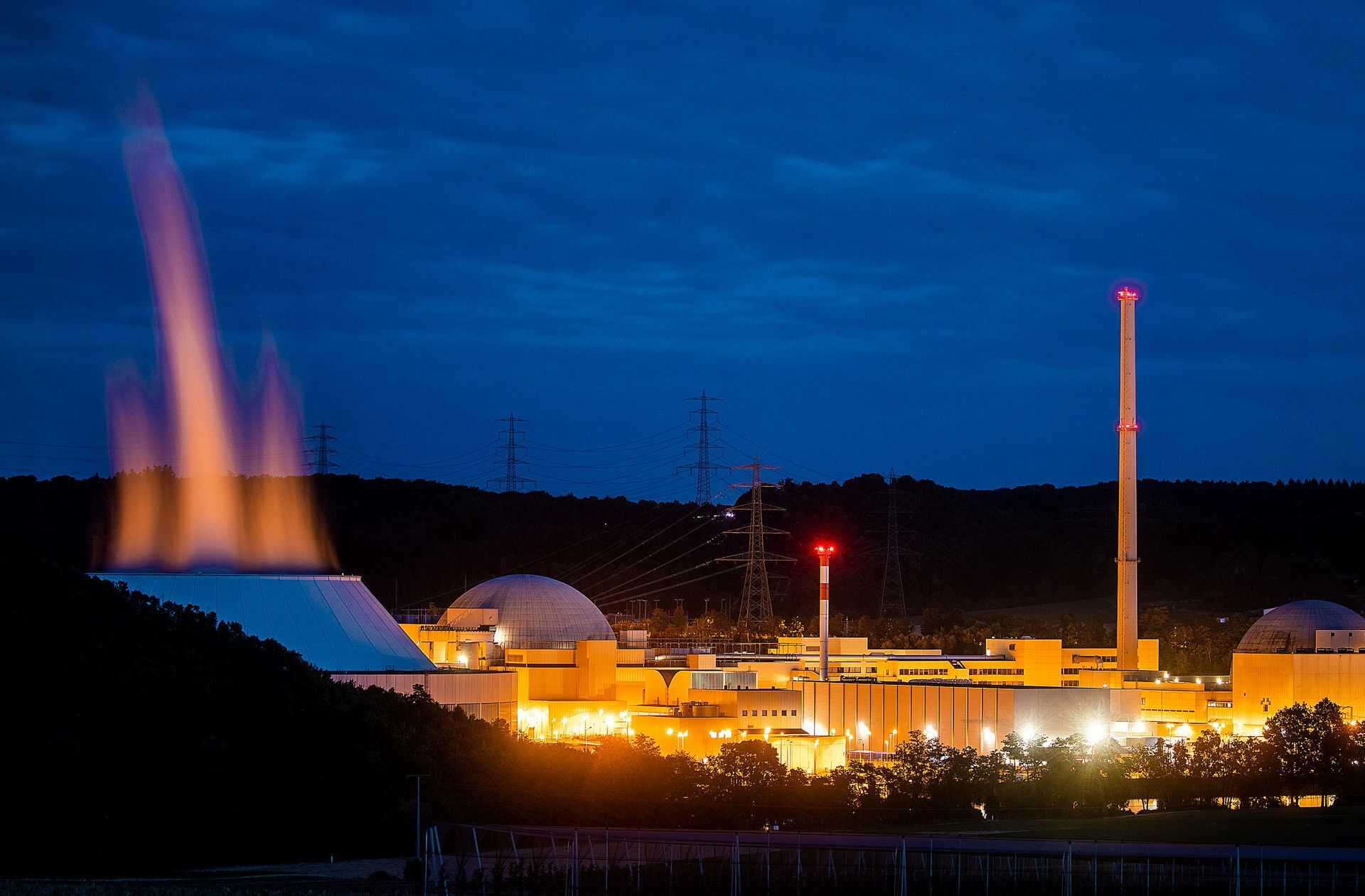 Das Kernkraftwerk II in Neckarwestheim soll übers Jahresende hinaus betrieben werden, höchstens aber bis zum 15. April 2023.