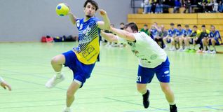 Ben Sautter von der HSG Schönbuch ist in dieser Szene nicht zu stoppen.Bild: Photostampe