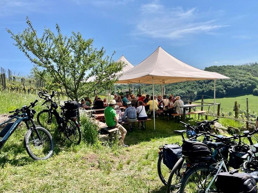 Gemütlich sitzen und den Ausblick genießen.