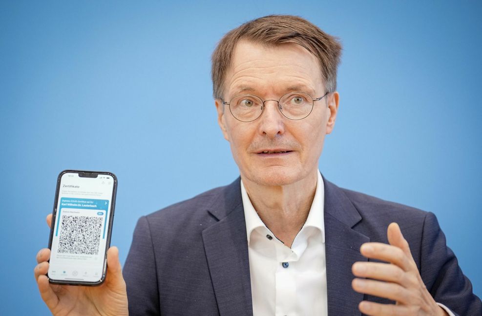 Karl Lauterbach verteidigt das neue Infektionsschutzgesetz.