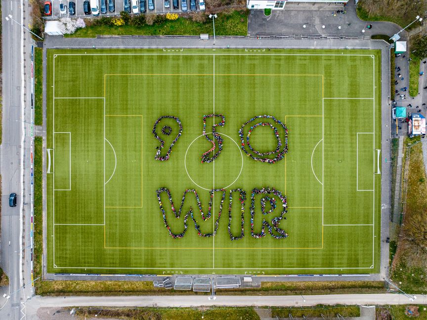 950 Jahre Maichingen: Zum Jubiläum gab es eine spektakuläre Drohnenbild-Aktion im Allmendstadion.