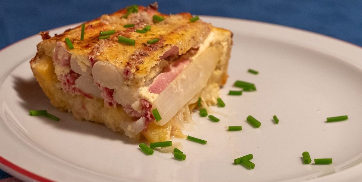 Spargel-Kartoffel-Quiche mit Parmesan