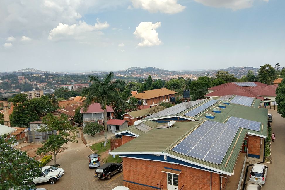 Für das Lubaga-Hospital in Kampala wurde ein neuer Krankenwagen gekauft. Bild: z