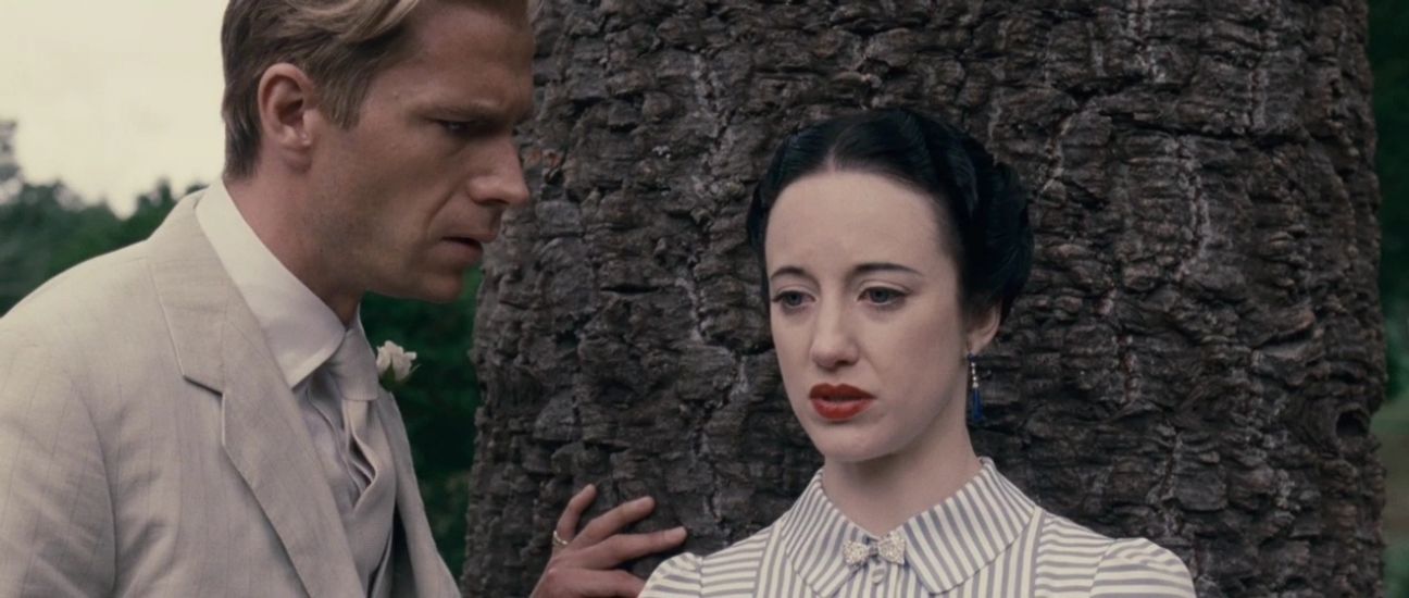 Nein, das sind nicht Prinz Harry und Meghan Markle, sondern König Edward VIII. und Wallis Simpson im Film „W.E.“ von Madonna.      Bild: z
