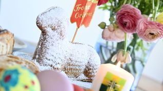 In vielen Familien kommt an Ostern ein Kuchen in Form eines Lamms auf den Tisch. (Symbolbild)