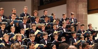 Die Aurelius Sängerknaben kommen nach Darmsheim.