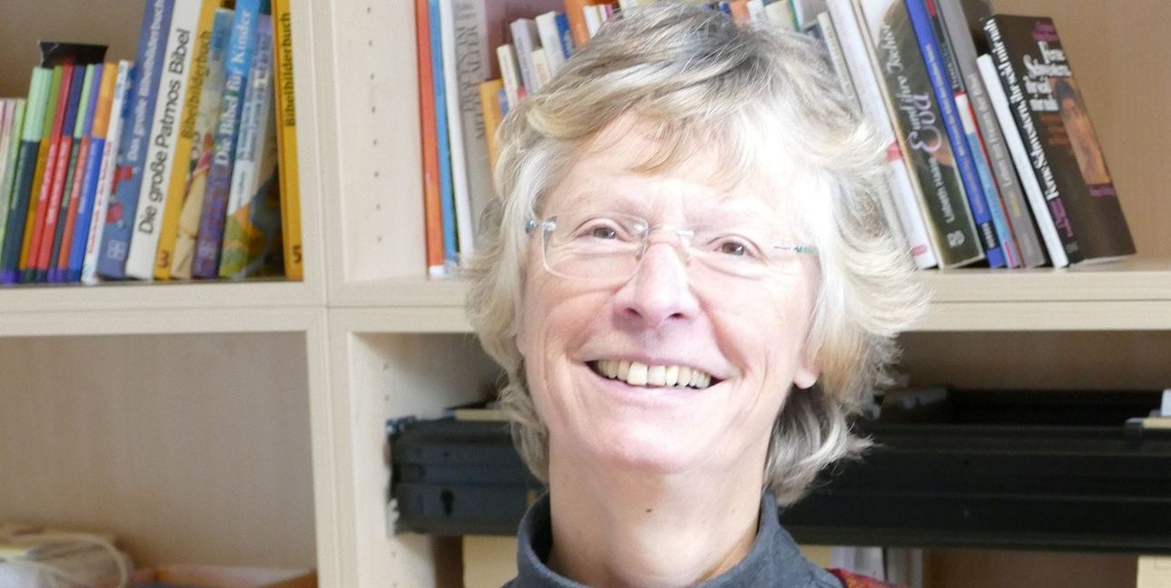 Christiane Breuer in ihrem Arbeitszimmer.