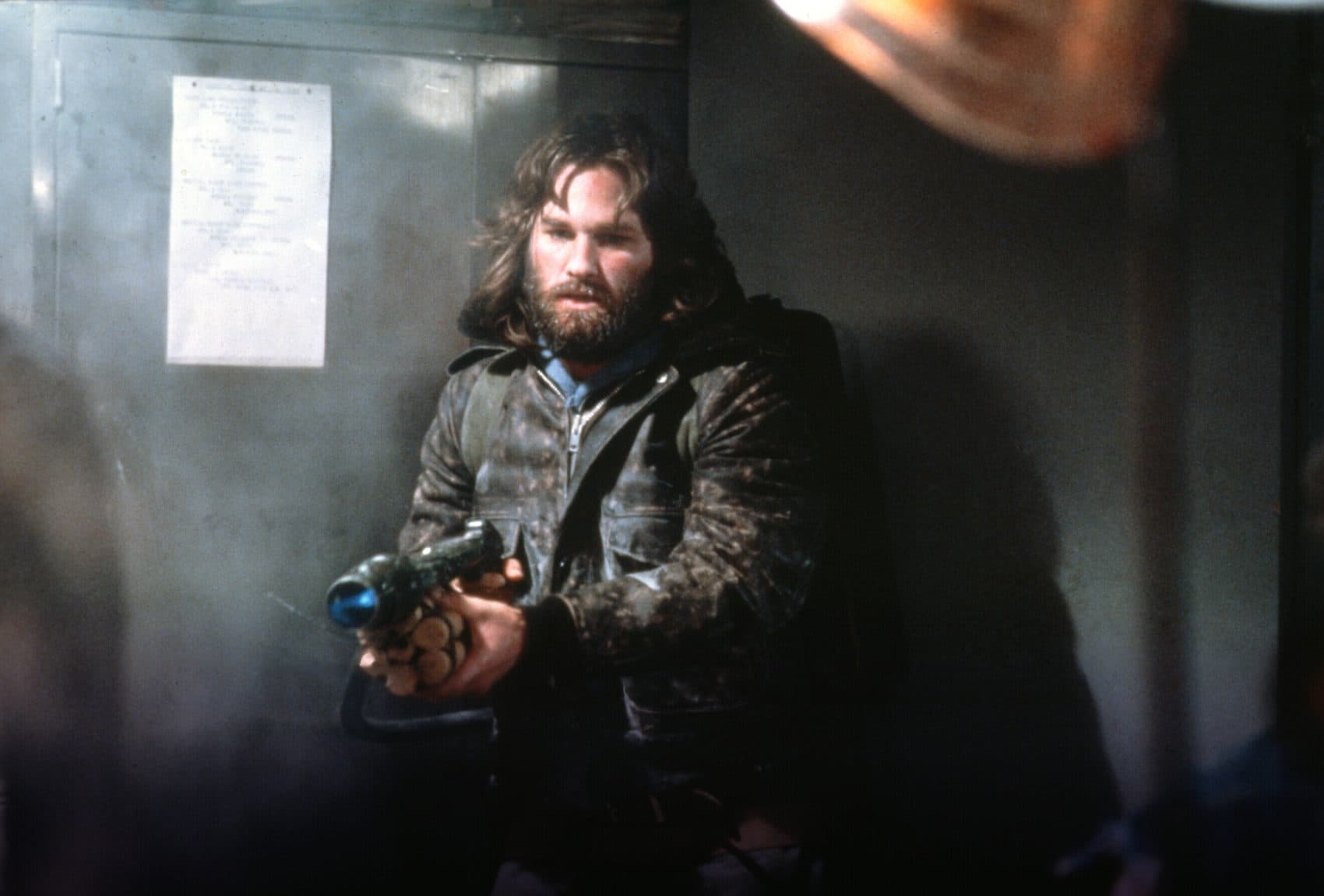Kurt Russel hat Angst. Und allen Grund dazu. Denn „Das Ding aus einer anderen Welt“ kann jede mögliche Gestalt annehmen.