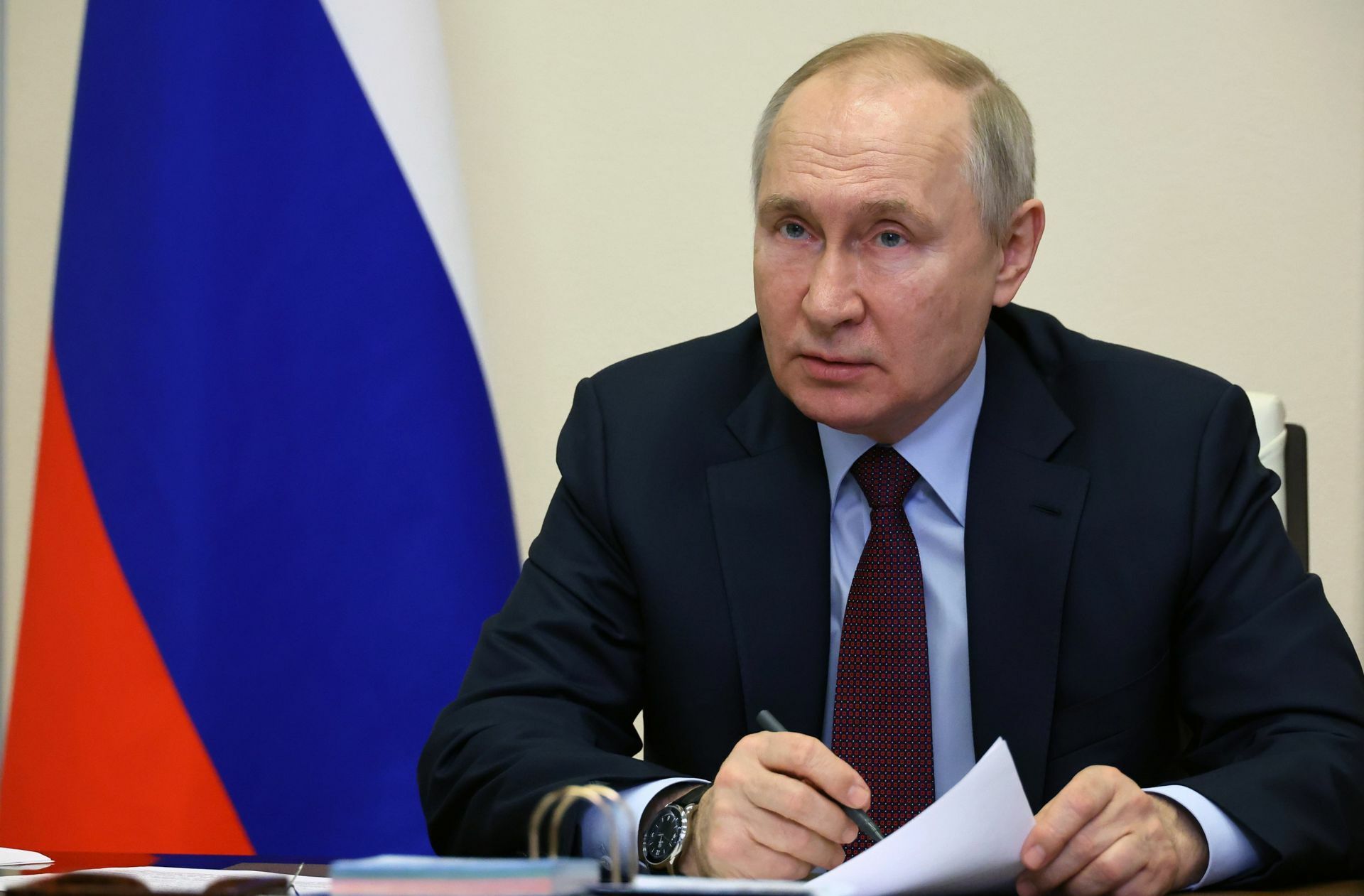Viele Politiker wollen den russischen Präsidenten wegen des Überfalls aus die Ukraine vor einem Gericht sehen. Doch der Weg dorthin ist kompliziert.