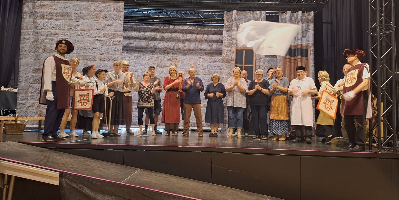 Auf unserem Foto wurde das Musical noch in der Festhalle geprobt, am Freitag wird‘s ernst.