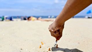 Nein zu Kippen im Sand.