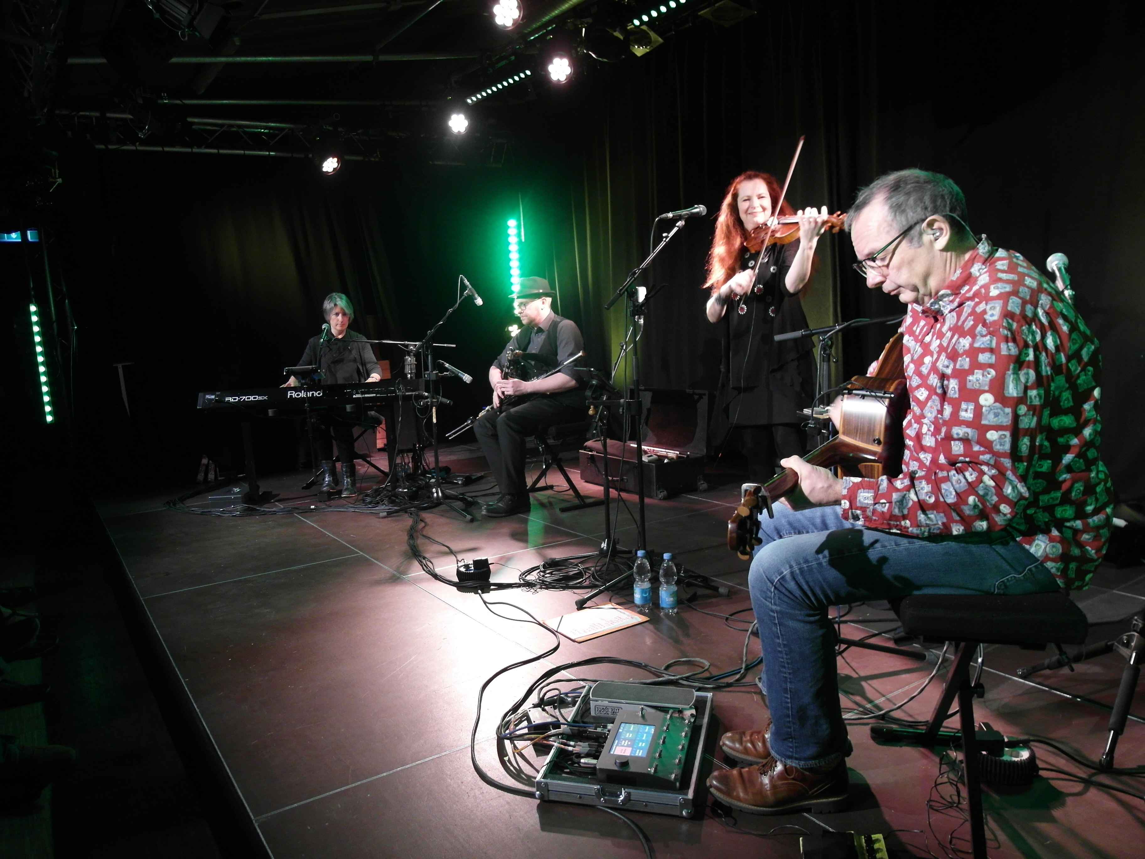 „Cara“ im Sindelfinger Pavillon.
