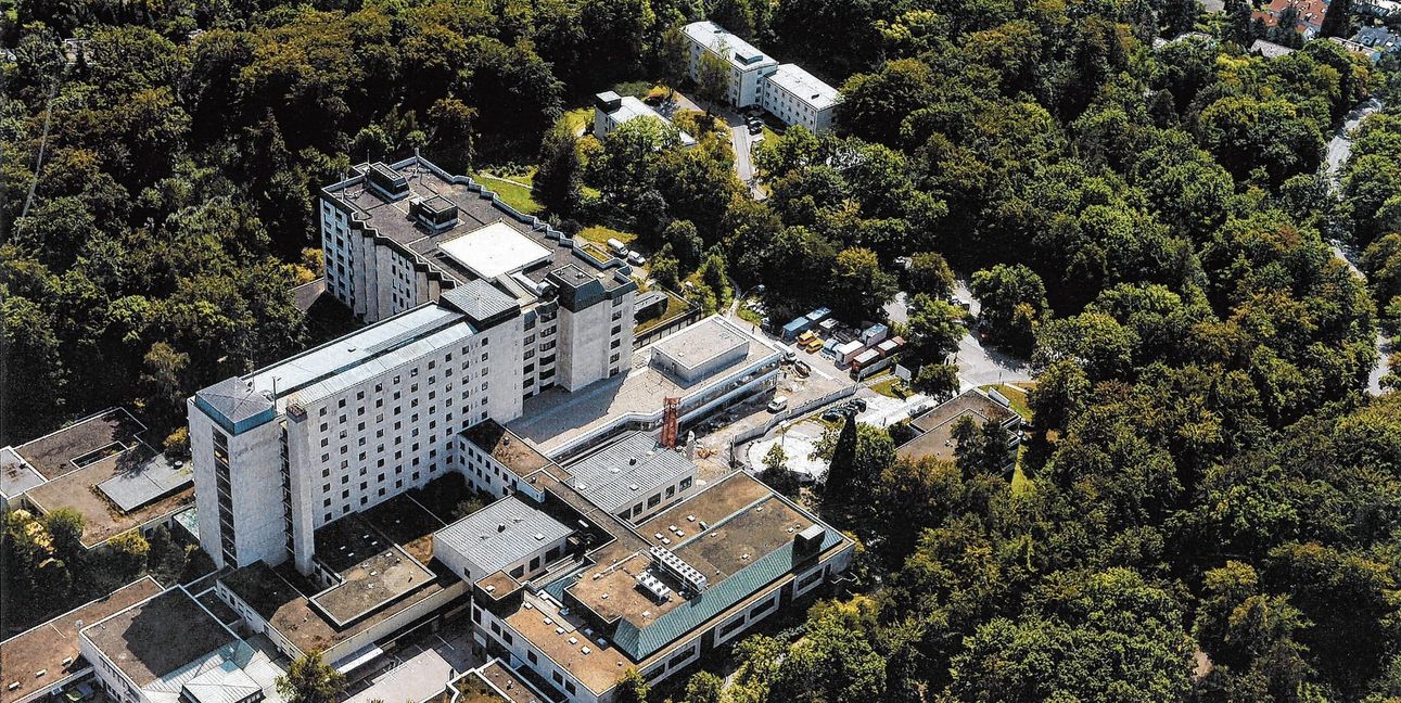Das Sindelfinger Klinikum wird ins Kreisklinikum aufs Flugfeld umziehen. Aber im Krankenhaus auf der Steige könnte ein Medizinisches Versorgungszentrum etaabliert werden. Bild:  Dettenmeyer/A