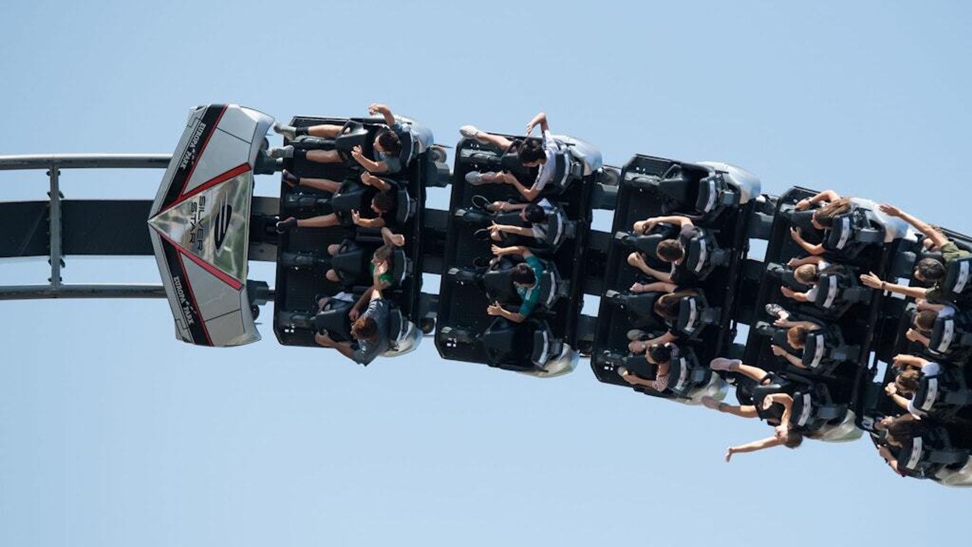 Die beliebte «Silver Star»-Achterbahn im Europapark rückt dank eines neuen Busangebots näher an die Region Stuttgart heran.