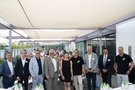 Bei der SZ/BZ-Zukunftsveranstaltung (von links): Markus Linha, Dr. Christian Röhm, Andreas Weeber, Dr. Karl Peter Hoffmann, Dr. Kathrin Steinbrink, Tim Schweiker, Wolfgang Wendt, Christian Wehrle und Jürgen Wegner. Bild: Dettenmeyer