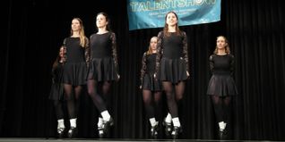 Bei der vom Jugendhilfe-Träger Waldhaus veranstalteten"Schönbuch-Talentshow" in der Altdorfer Festhallle haben sich elf Acts vor über 100 Zuschauern präsentiert.