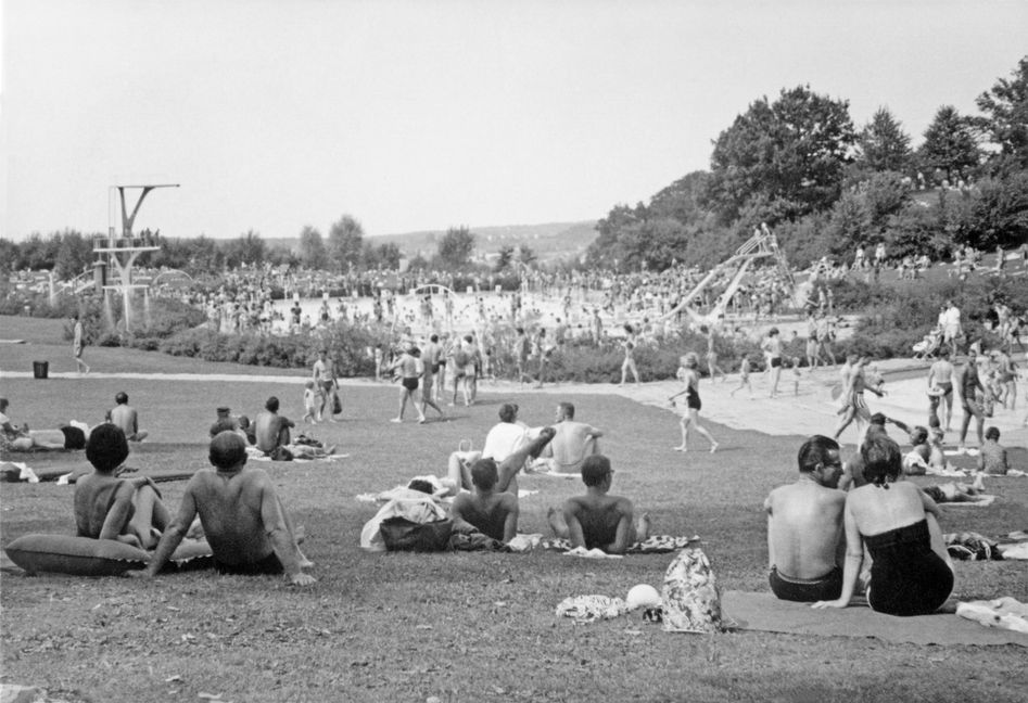 Blick zurück: So sah es im Böblinger Freibad in den 1960er-Jahren aus. Bild: z