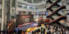 Die Bühne im Einkaufszentrum in Shanghai.Bild: z